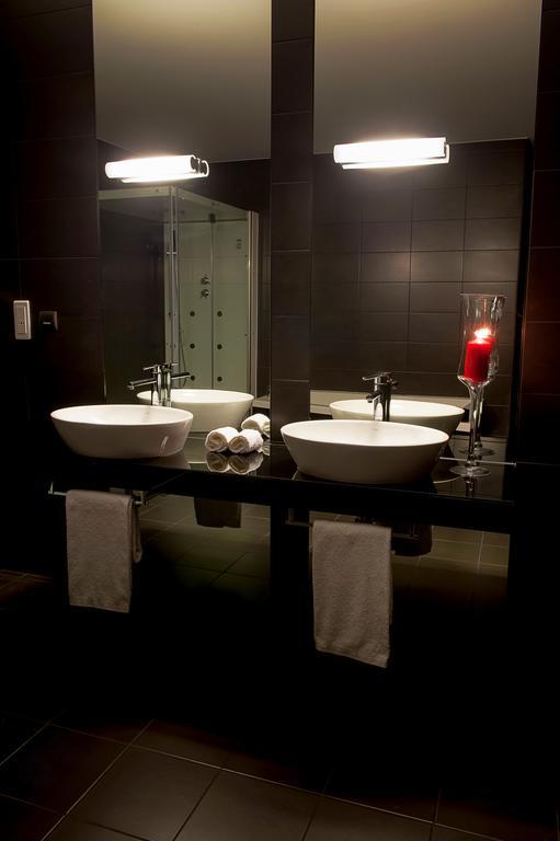 Vinyl M Hotel - Adults Only Меальяда Екстер'єр фото