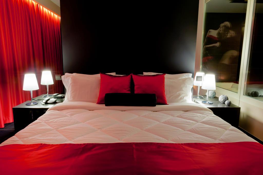 Vinyl M Hotel - Adults Only Меальяда Екстер'єр фото